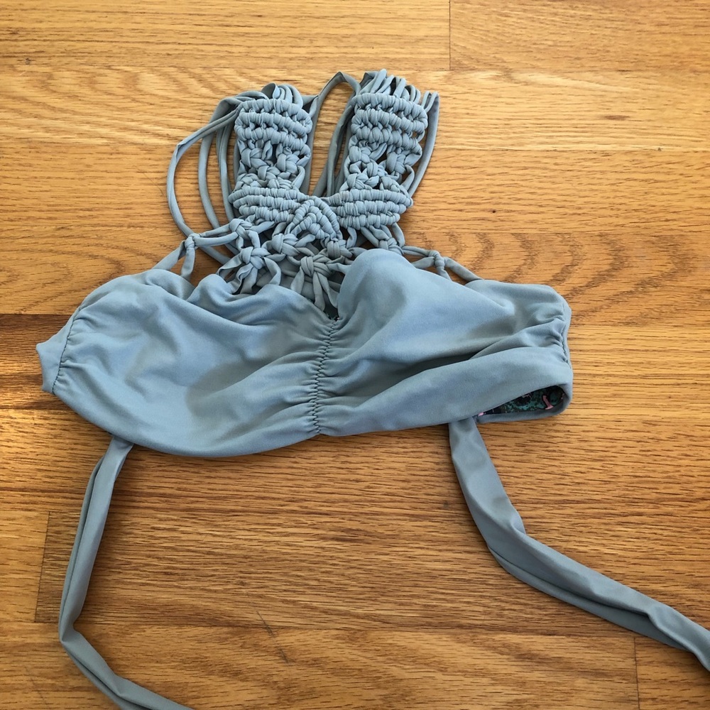 Everything but water reversible bikini top